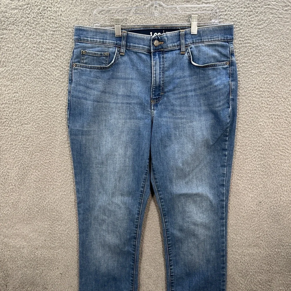 Lee Jeans Womens 16 Long Blue‎ Regular Fit Straight Distressed Denim Workwear